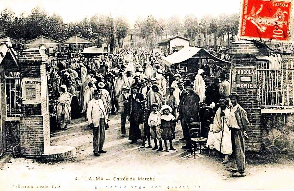1113- L'Alma - Entree du Marche.jpg